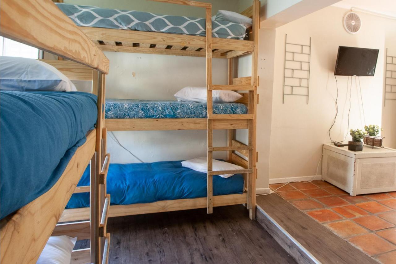 8 Sleeper Helderberg Ct * Cape Town